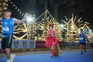 BIB: 41602
                            <button type="button" onclick="openModal(21555822)" class="btn btn-primary btn-sm float-right btn-popup" data-toggle="modal" data-target=".modal-high-quality">
                        <i class="fas fa-shopping-cart"></i> Add to Cart
                    </button>
                                            <button type="button" onclick="isThisMe(21555822, true)" class="btn btn-success btn-sm float-right btn-popup btn-isme hidden" data-toggle="tooltip" data-placement="bottom" title="นี่คือรูปของคุณใช่ไหม คลิกที่นี่เพื่อเอาเข้าอัลบั้ม">
                        <i class="fas fa-plus"></i> Add to album
                    </button>
                    <button type="button" onclick="isThisMe(21555822, false)" class="btn btn-warning btn-sm float-right btn-popup btn-isnotme hidden">
                        <i class="fas fa-ban"></i> Remove from album
                    </button>